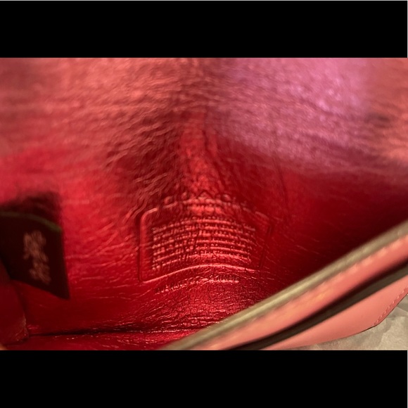 Coach 1941 Card Pouch Dk/Bright Pink Glovetanned - Picture 11 of 12